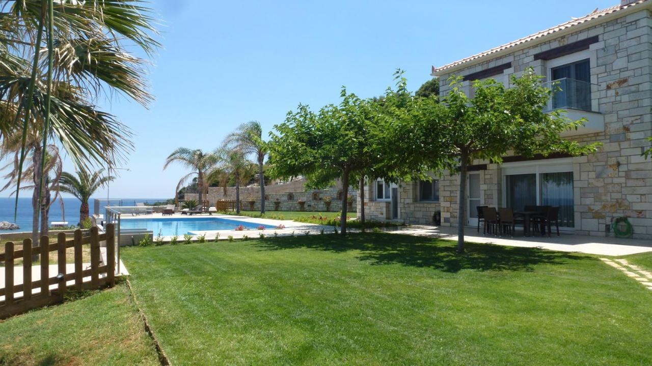 Infinity Blue Villa Koroni  Bilik gambar