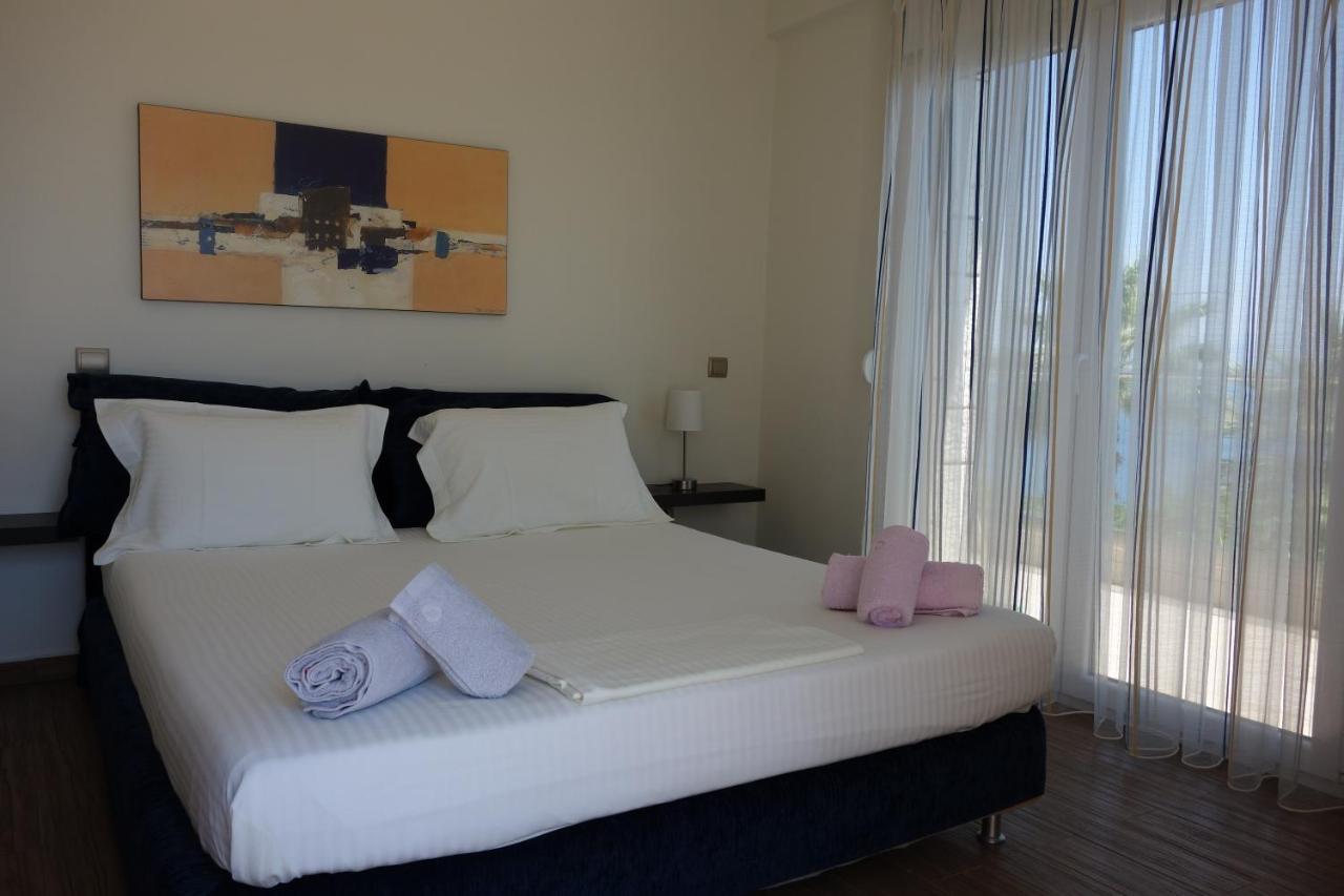 Infinity Blue Villa Koroni  Luaran gambar